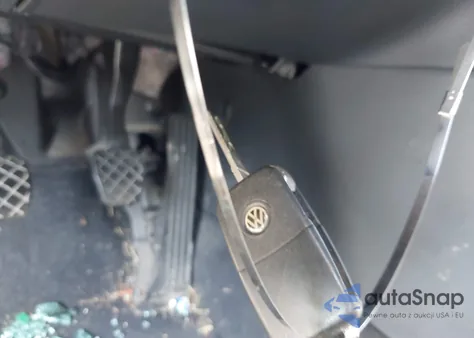 2012 Volkswagen Passat 2.5L Se from USA, damaged, VIN 1VWBP7A35CC022050